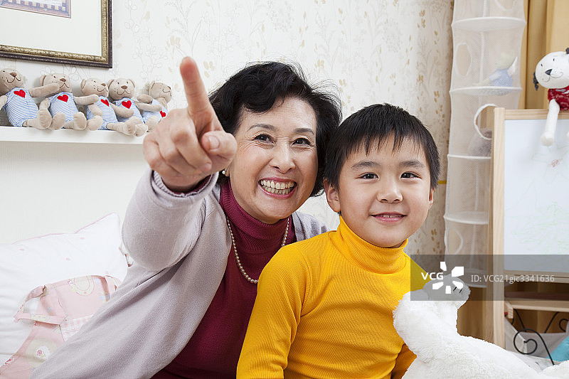爷爷和孙子图片素材