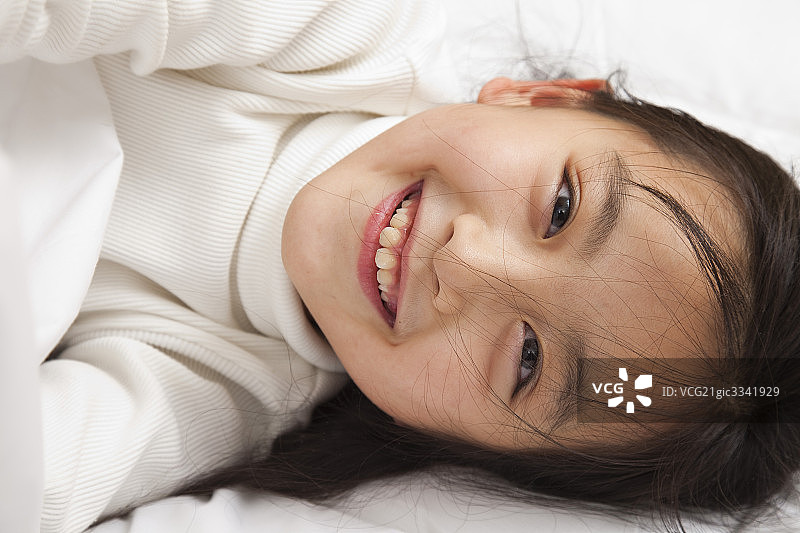 小女孩在闲暇时间图片素材