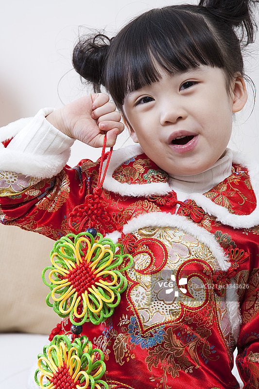 孩子们庆祝节日图片素材