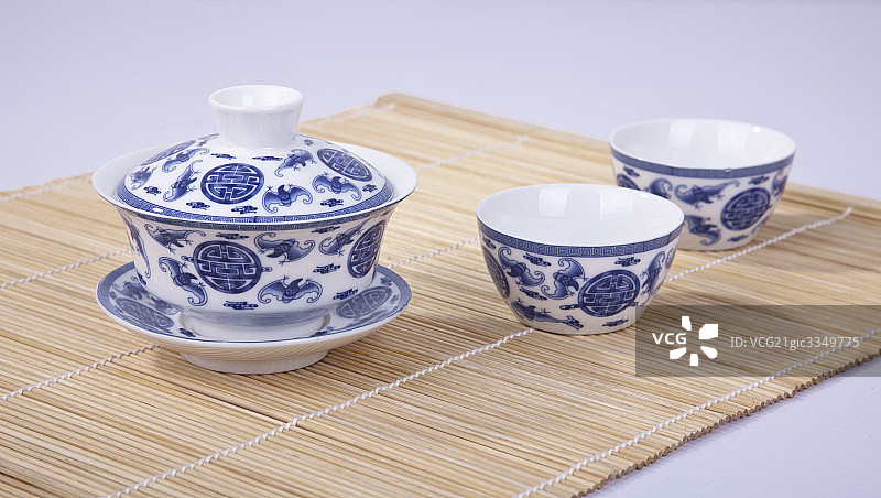 一组青花瓷茶具图片素材