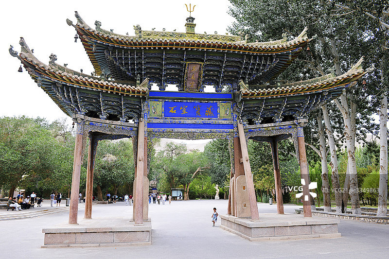 敦煌莫高窟,鸣沙山月牙泉图片素材