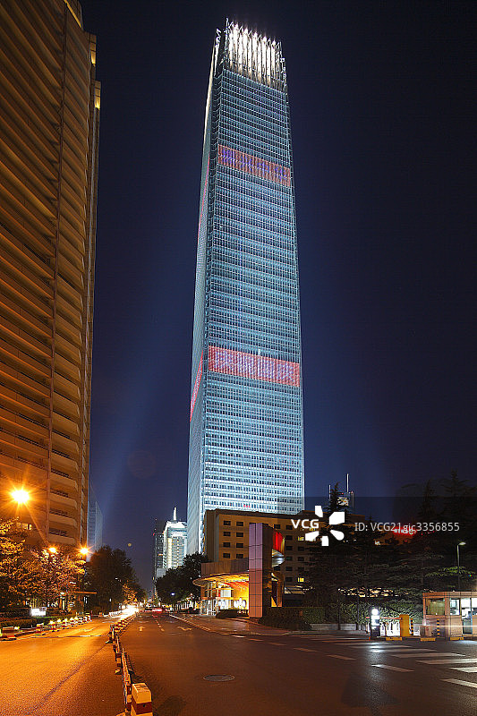北京写字楼夜景一瞥图片素材