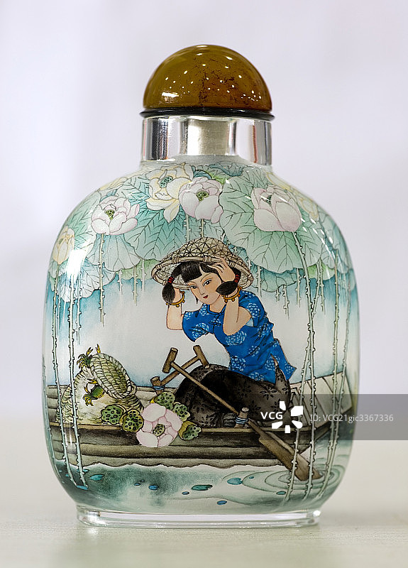 鼻烟壶图片素材