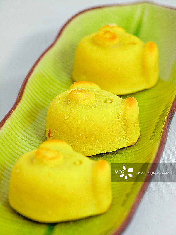 金猪饼图片素材