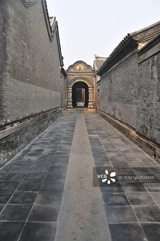 中国天津石家大院，大院里的通道图片素材