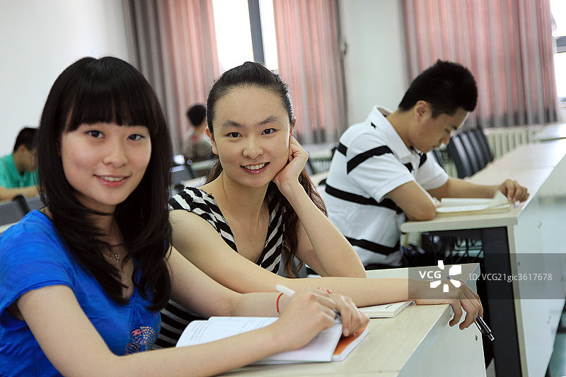 东方大学生图片素材