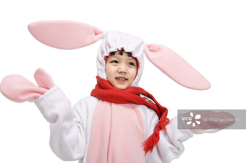 穿兔子服装的男孩过兔年图片素材
