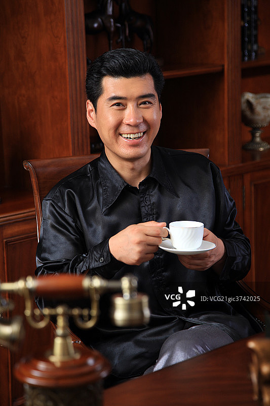 东方男人图片素材