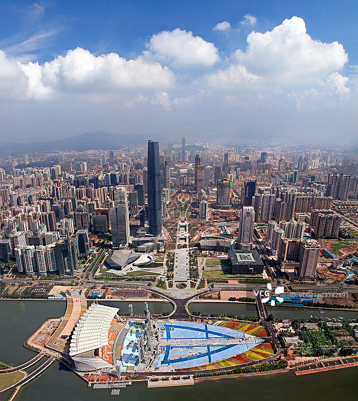 16届亚运会开闭幕式会场.广州城市中轴线图片素材