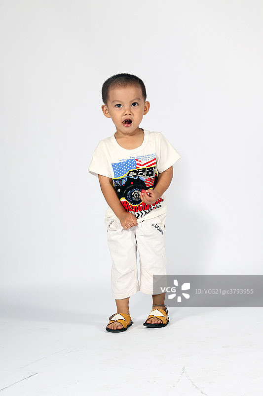 一个小男孩图片素材