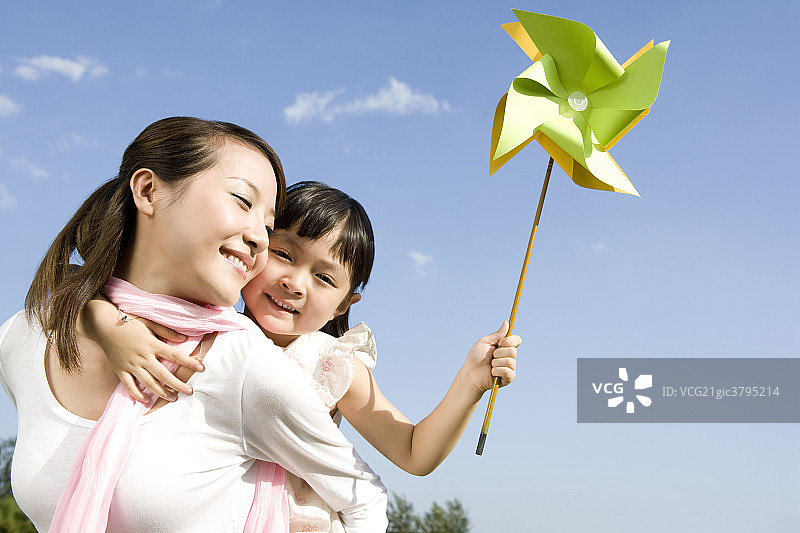 母女一起嬉戏图片素材