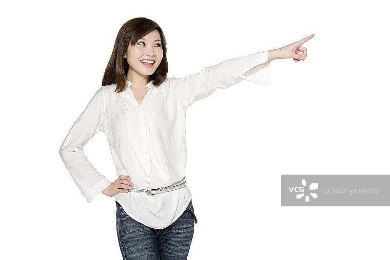 年轻女性手指前方图片素材