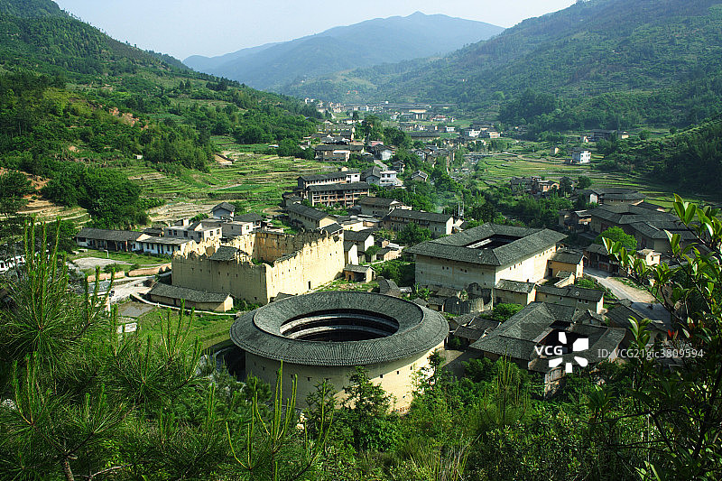 福建龙岩永定客家土楼图片素材
