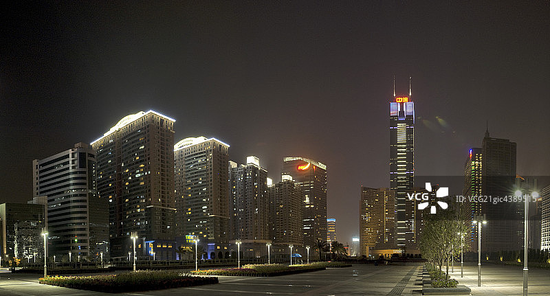 广州中信广场夜景图片素材