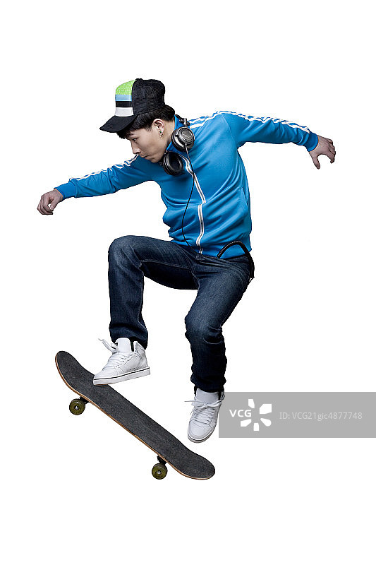 时尚Hip-hop青年玩滑板图片素材