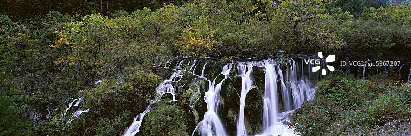 四川九寨沟树正瀑布图片素材