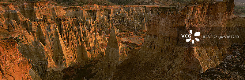 云南楚雄新华土林图片素材