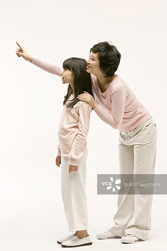 母亲和女儿的肖像图片素材