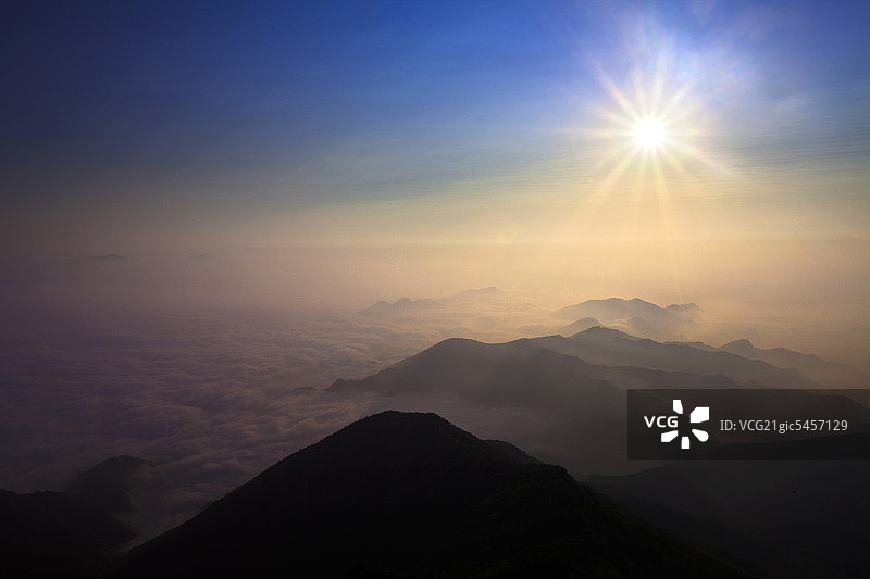 雾灵山风景图片素材