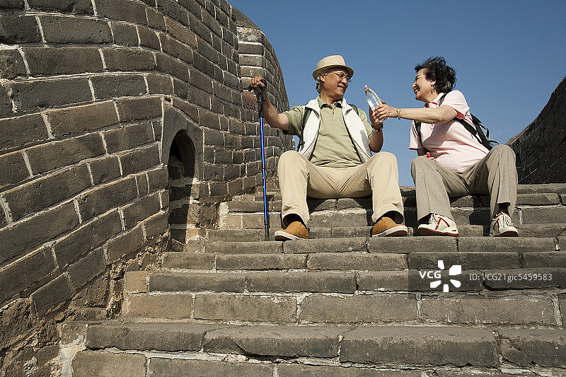 一家人游长城图片素材