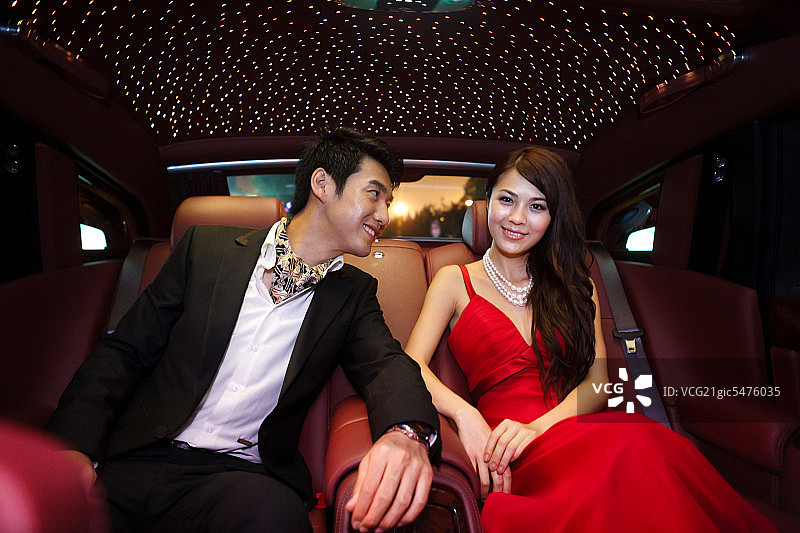 东方人奢华汽车生活图片素材