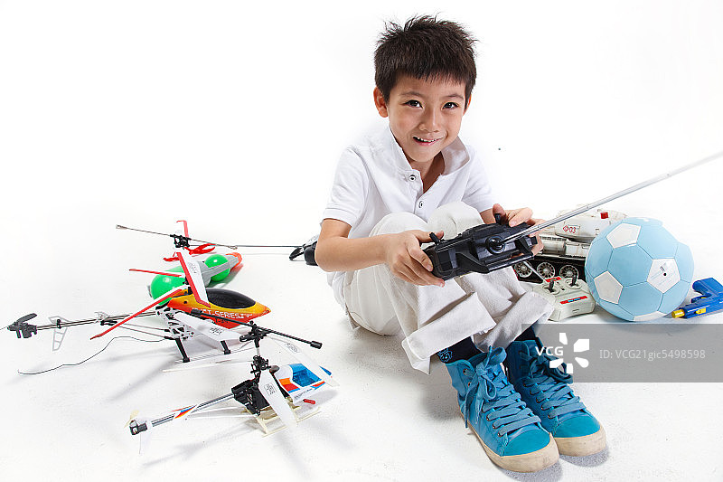 东方儿童玩玩具图片素材