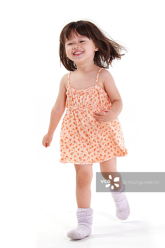 跑着的小女孩图片素材