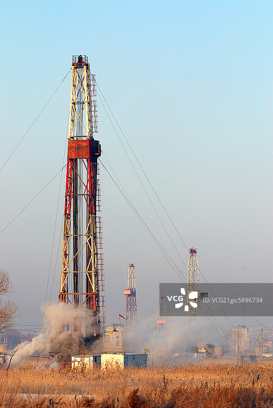 大庆油田图片素材