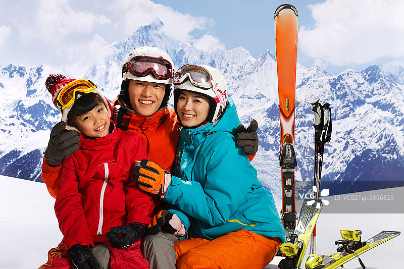 东方家庭滑雪图片素材