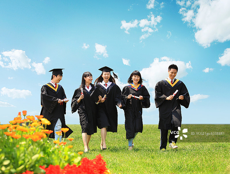 五个东方大学生图片素材