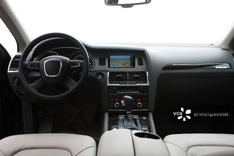 汽车内饰仪表盘图片素材