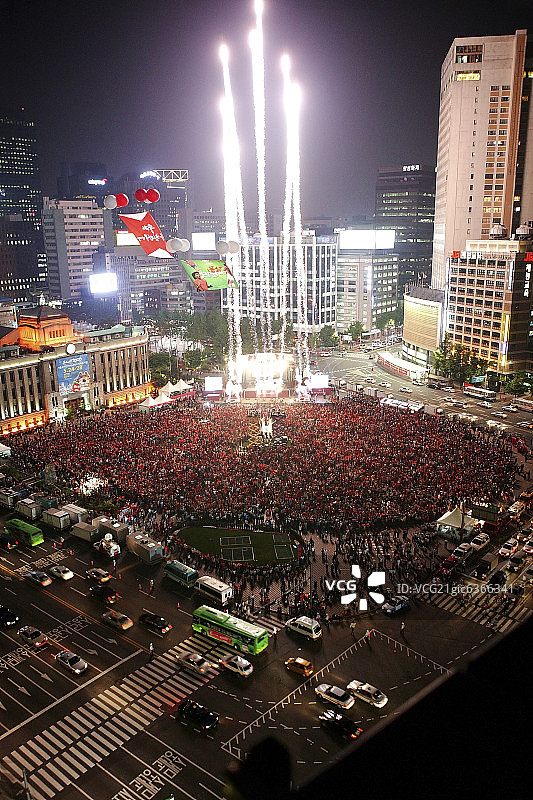 2004年世界杯首尔市政厅广场欢呼图片素材