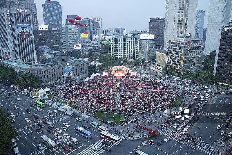 2006年世界杯在首尔市政厅广场的欢呼图片素材