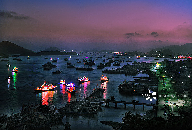 浙江省象山县石浦镇开渔节夜景图片素材
