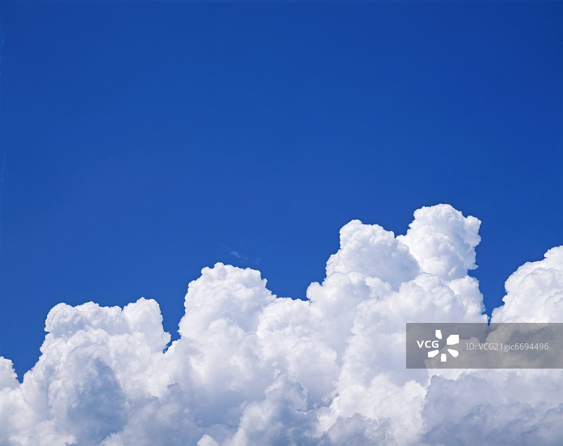 山梨县的雷暴云图片素材