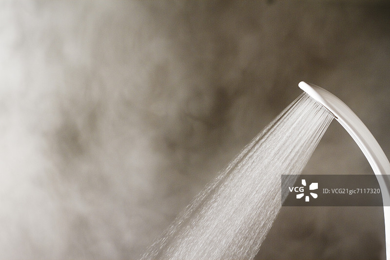 热水淋浴图片素材