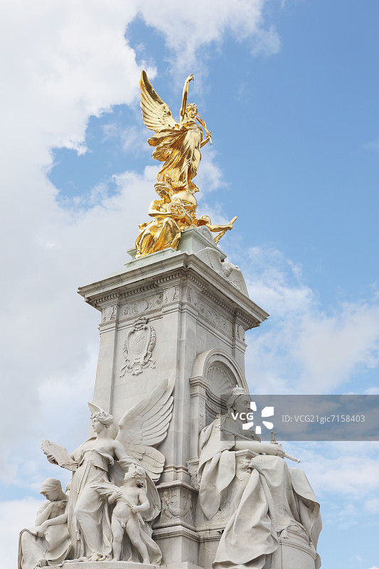 英国伦敦的维多利亚纪念碑图片素材