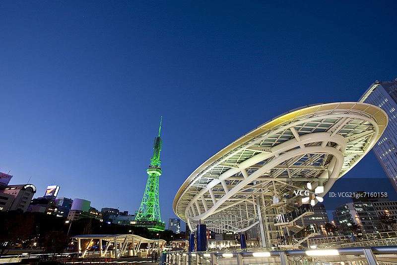 日本名古屋电视塔和绿洲21图片素材