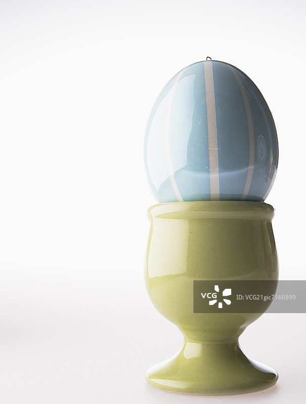 蛋杯里的鸡蛋图片素材