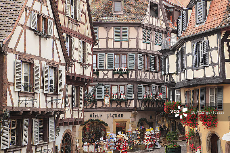 一排房屋图片素材