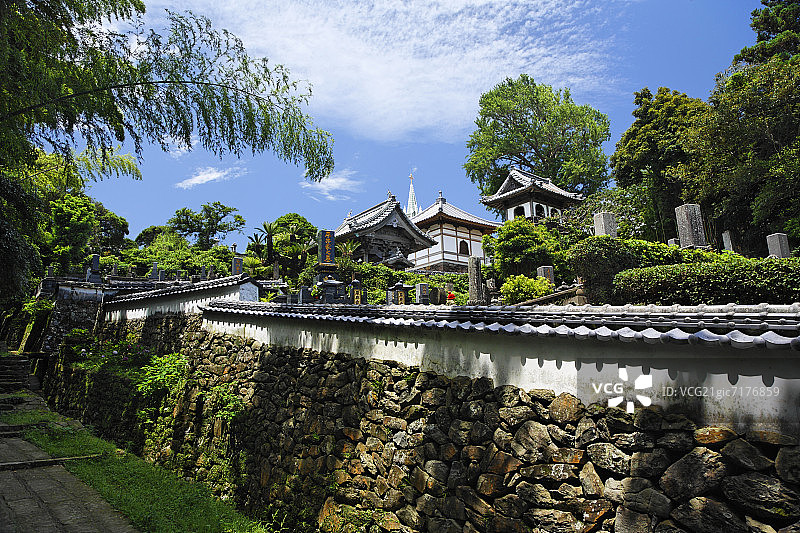 教堂与寺庙，日本长崎县平户市图片素材