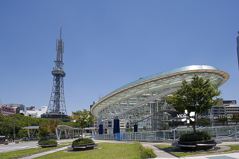 日本爱知县名古屋市绿洲21和电视塔图片素材