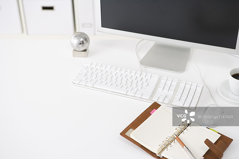 带个人整理器的台式电脑图片素材