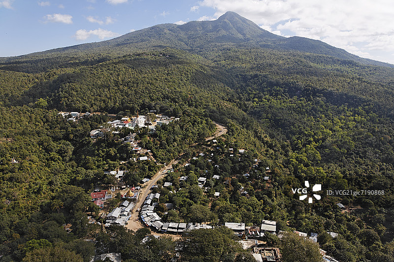 缅甸波帕山风光图片素材