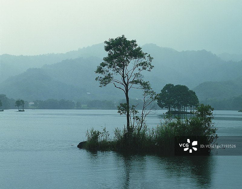 日本福岛县曾原湖图片素材