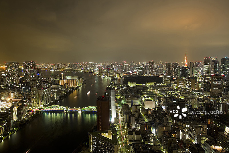 调色画面：胜哄桥与东京塔夜景图片素材