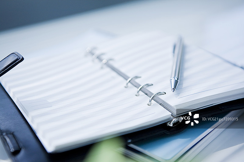 日记、笔和笔记本图片素材