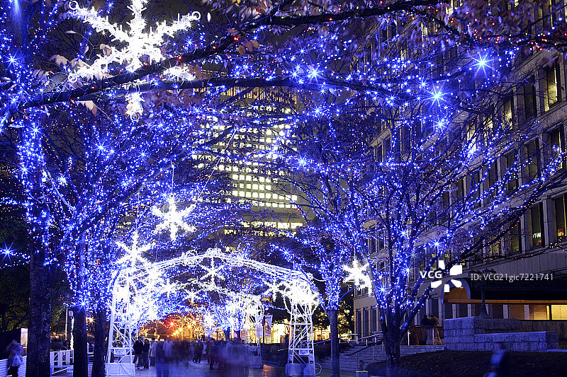 日本大阪市北区的圣诞彩灯图片素材