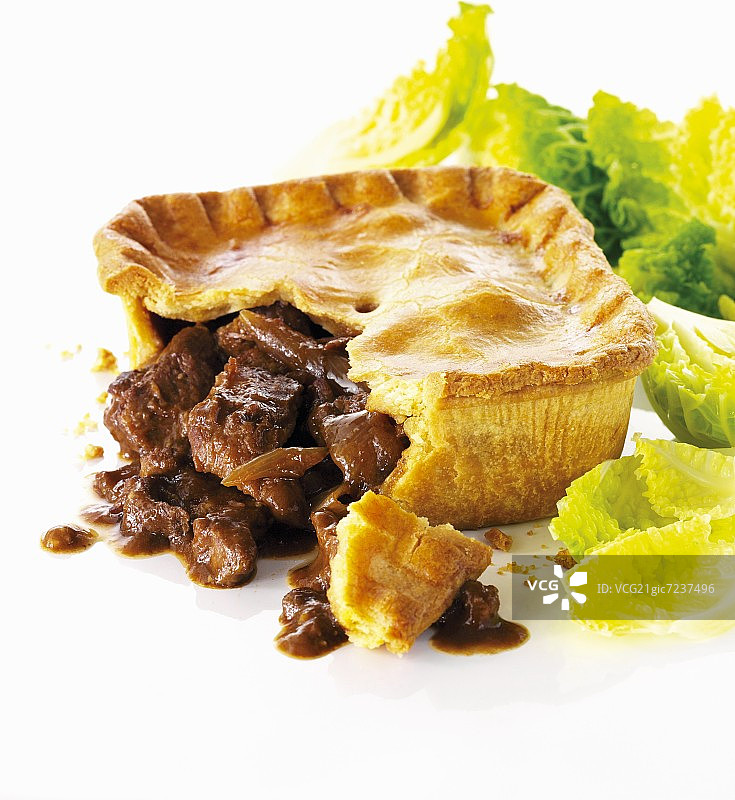 牛排啤酒派图片素材