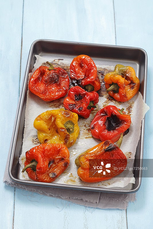 烤箱烤彩椒图片素材
